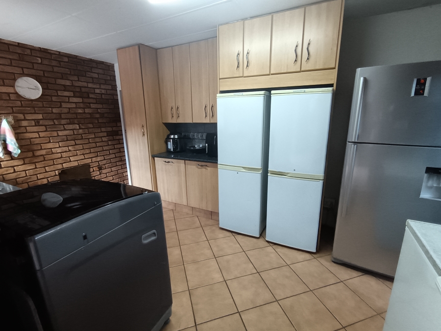 4 Bedroom Property for Sale in Sunward Park Gauteng
