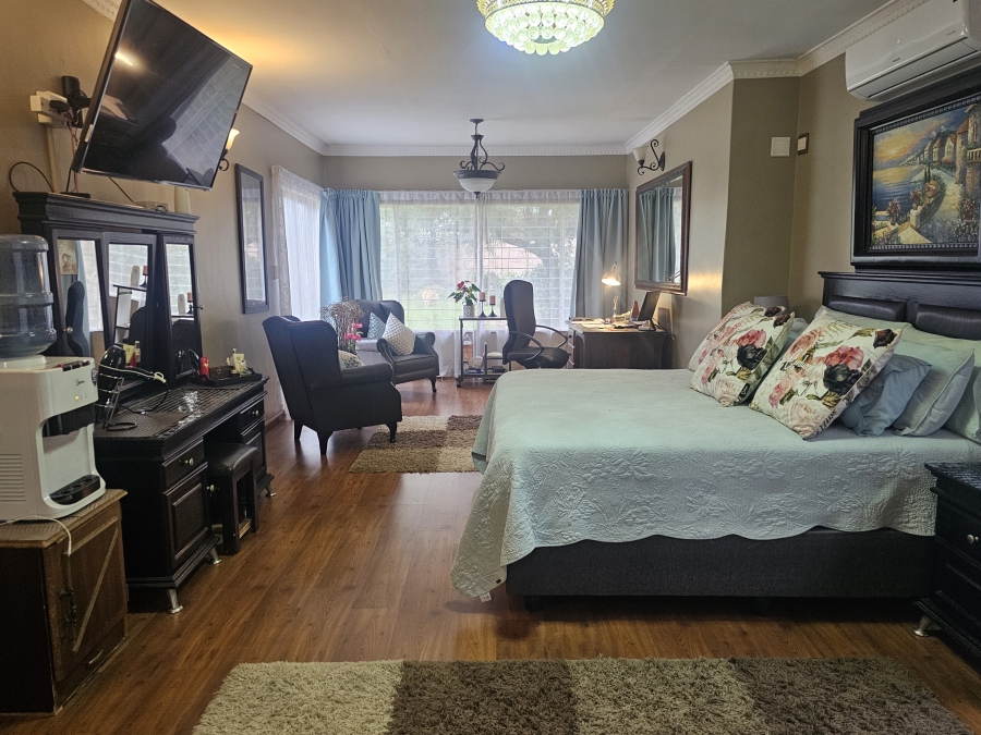 4 Bedroom Property for Sale in Brackenhurst Gauteng