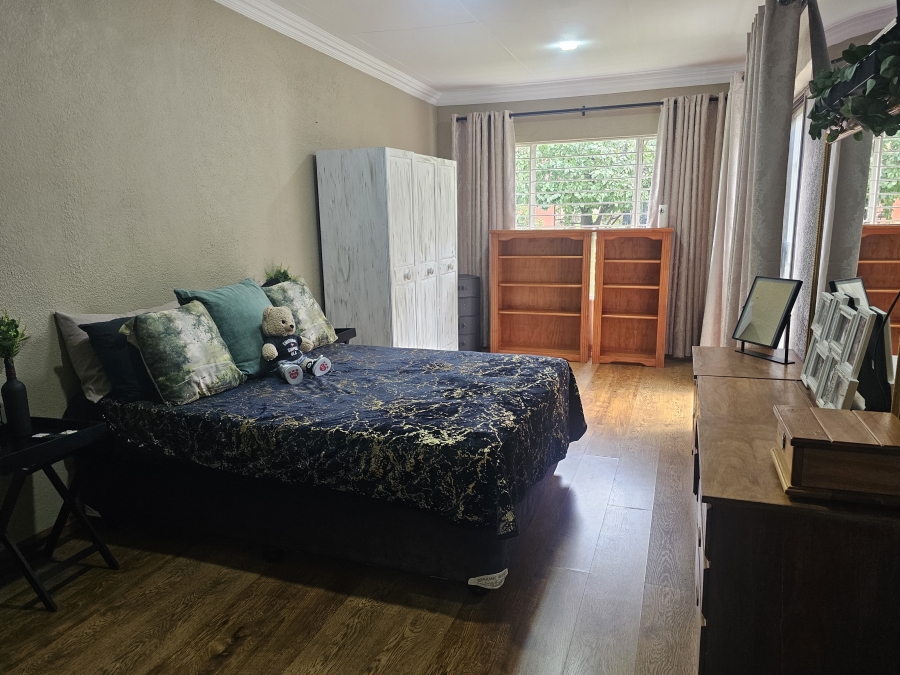 4 Bedroom Property for Sale in Brackenhurst Gauteng