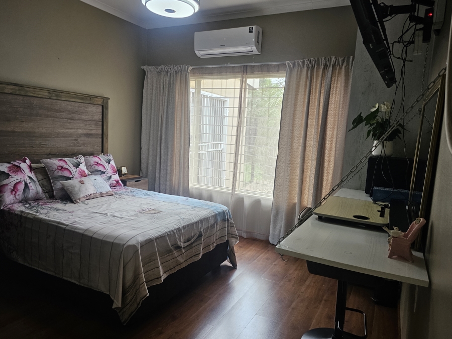 4 Bedroom Property for Sale in Brackenhurst Gauteng