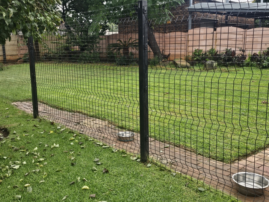 4 Bedroom Property for Sale in Brackenhurst Gauteng