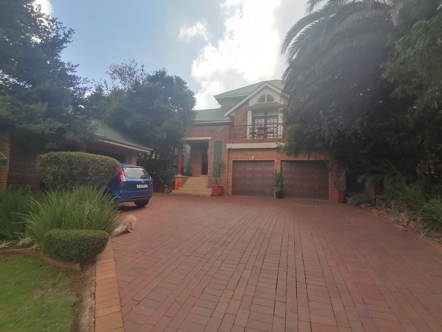 3 Bedroom Property for Sale in Roodekrans Gauteng