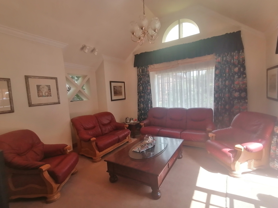 3 Bedroom Property for Sale in Roodekrans Gauteng