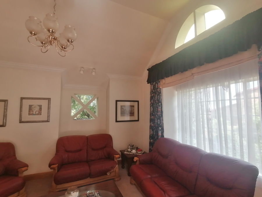 3 Bedroom Property for Sale in Roodekrans Gauteng