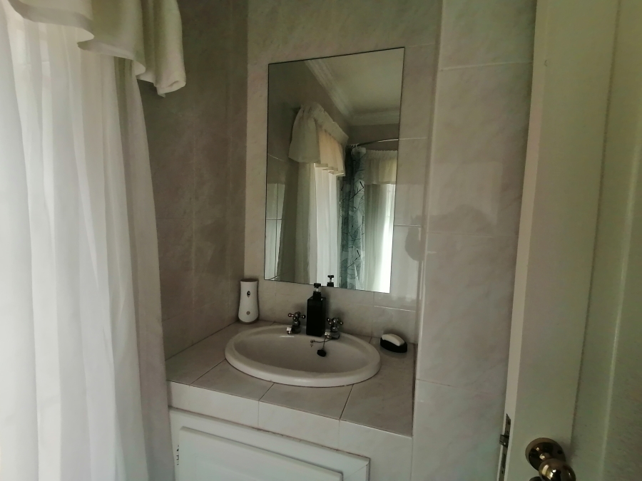 3 Bedroom Property for Sale in Roodekrans Gauteng