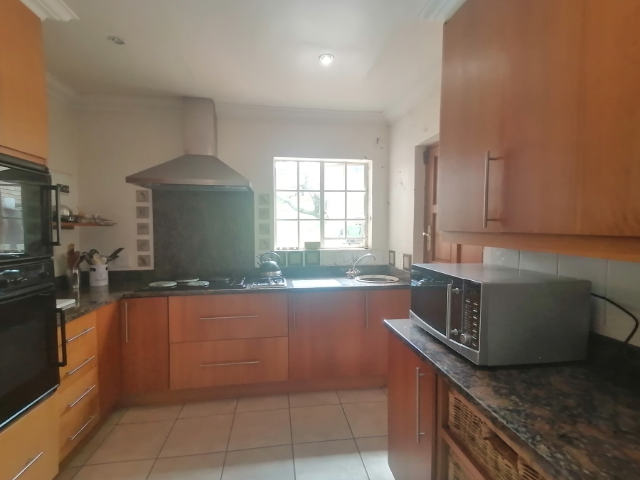 3 Bedroom Property for Sale in Roodekrans Gauteng