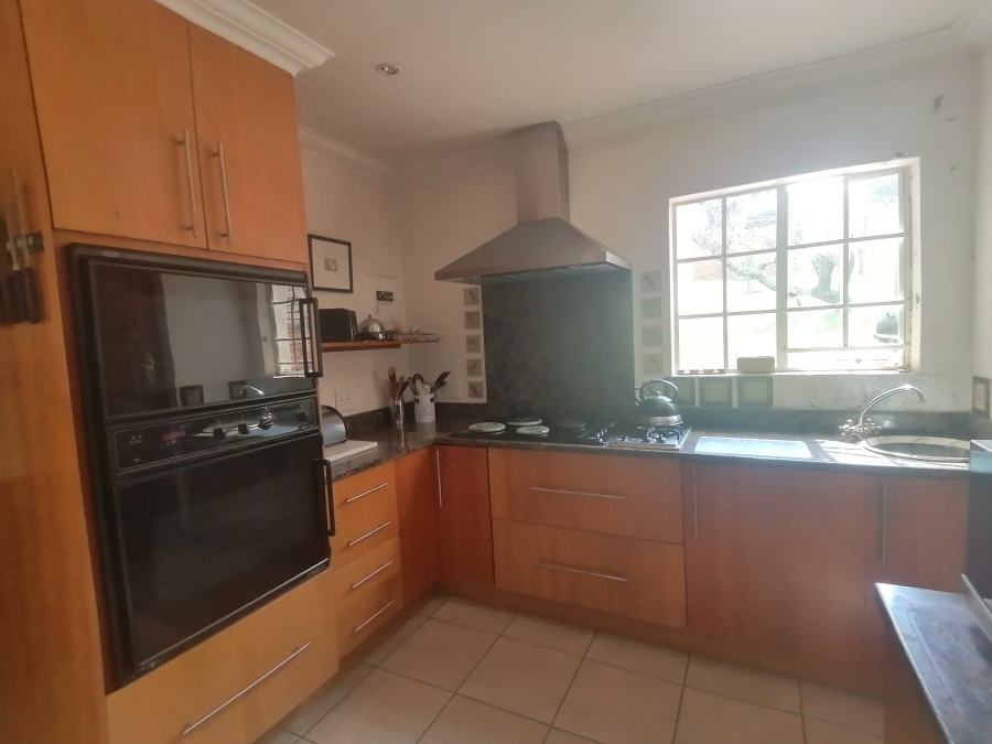 3 Bedroom Property for Sale in Roodekrans Gauteng