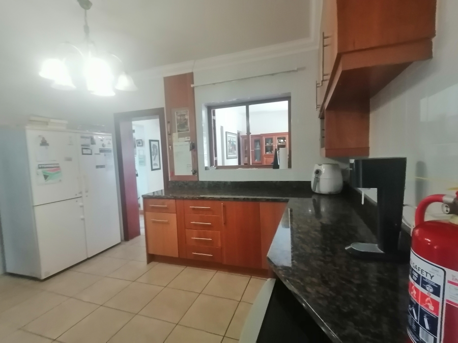 3 Bedroom Property for Sale in Roodekrans Gauteng