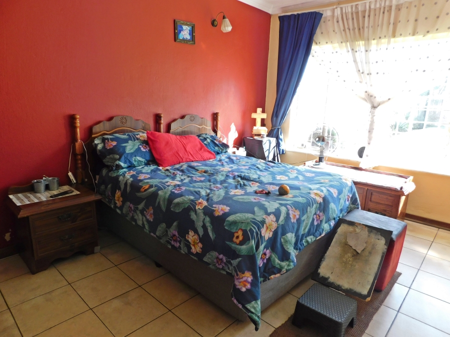 4 Bedroom Property for Sale in Mindalore Gauteng