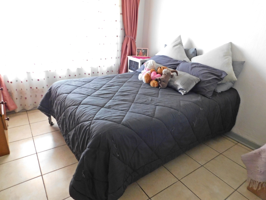 4 Bedroom Property for Sale in Mindalore Gauteng