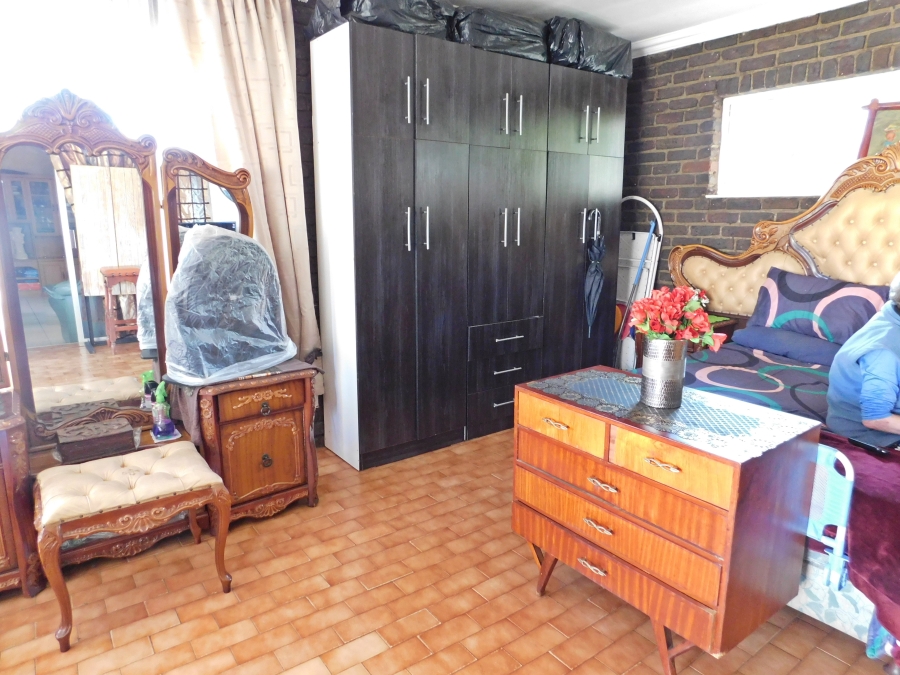 4 Bedroom Property for Sale in Mindalore Gauteng