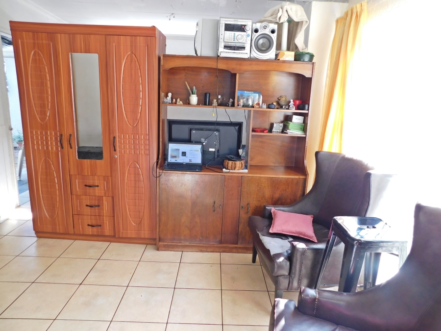 4 Bedroom Property for Sale in Mindalore Gauteng