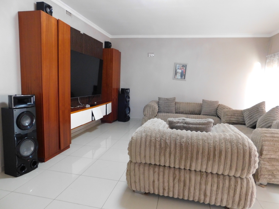 3 Bedroom Property for Sale in Mindalore Gauteng