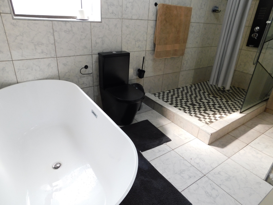 3 Bedroom Property for Sale in Mindalore Gauteng