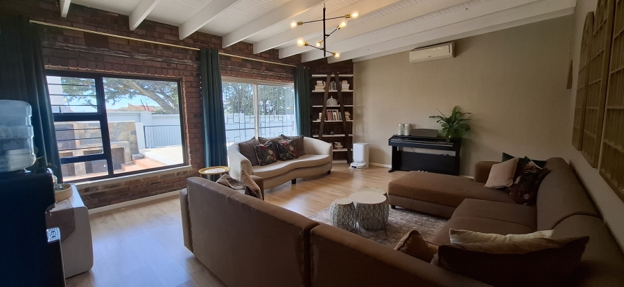 4 Bedroom Property for Sale in Noordheuwel Gauteng