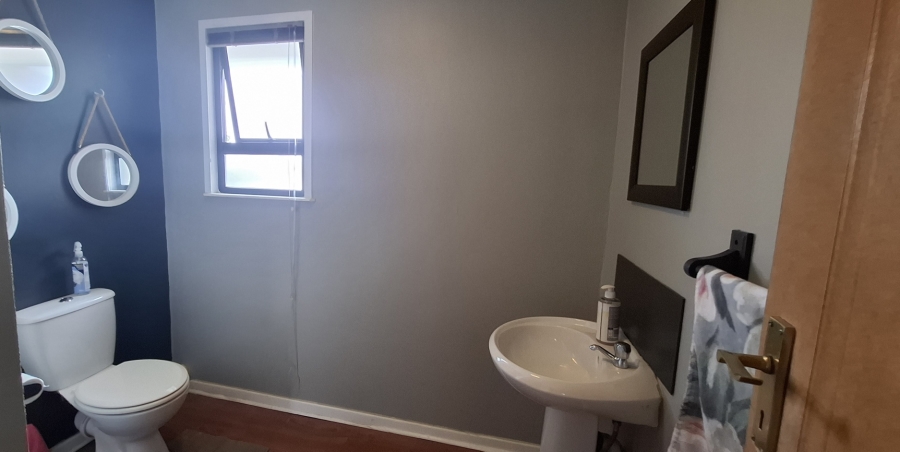4 Bedroom Property for Sale in Noordheuwel Gauteng