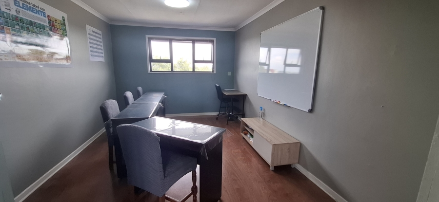4 Bedroom Property for Sale in Noordheuwel Gauteng