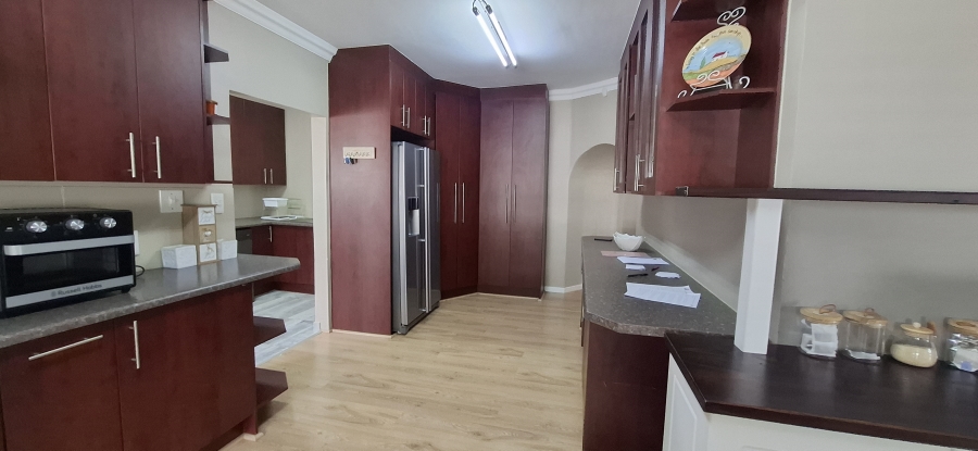 4 Bedroom Property for Sale in Noordheuwel Gauteng