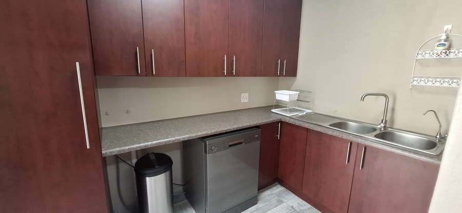 4 Bedroom Property for Sale in Noordheuwel Gauteng