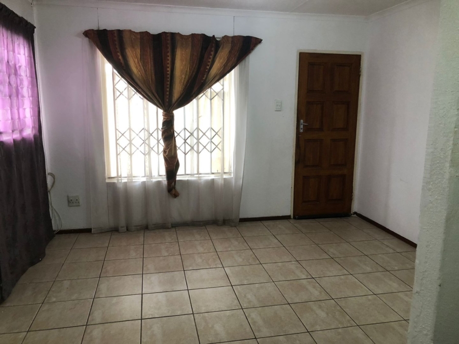 2 Bedroom Property for Sale in Zandspruit Gauteng