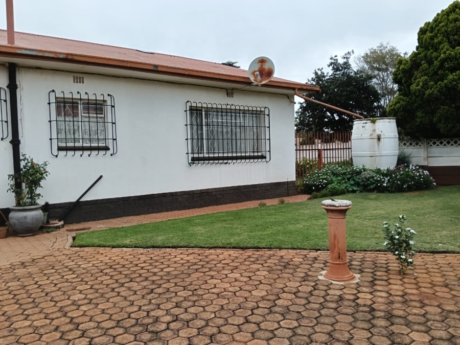 3 Bedroom Property for Sale in Westonaria Gauteng