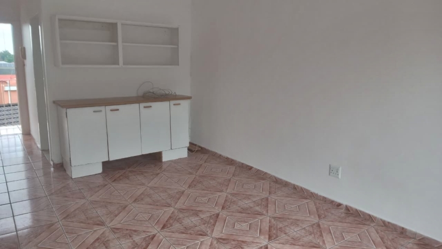 1 Bedroom Property for Sale in Witpoortjie Gauteng