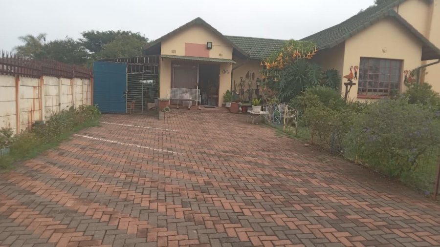 3 Bedroom Property for Sale in Witpoortjie Gauteng