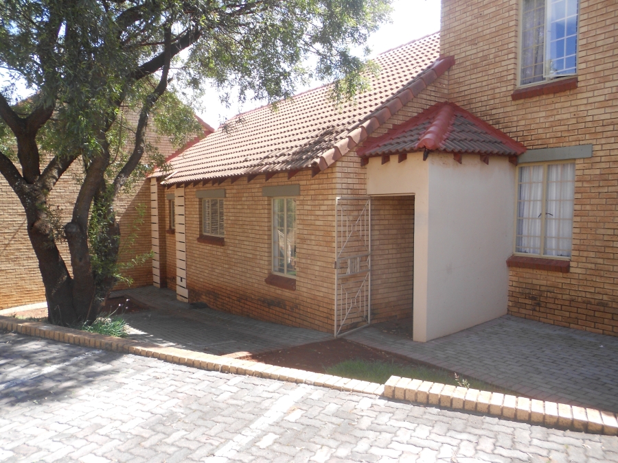 2 Bedroom Property for Sale in Mooikloof Ridge Gauteng
