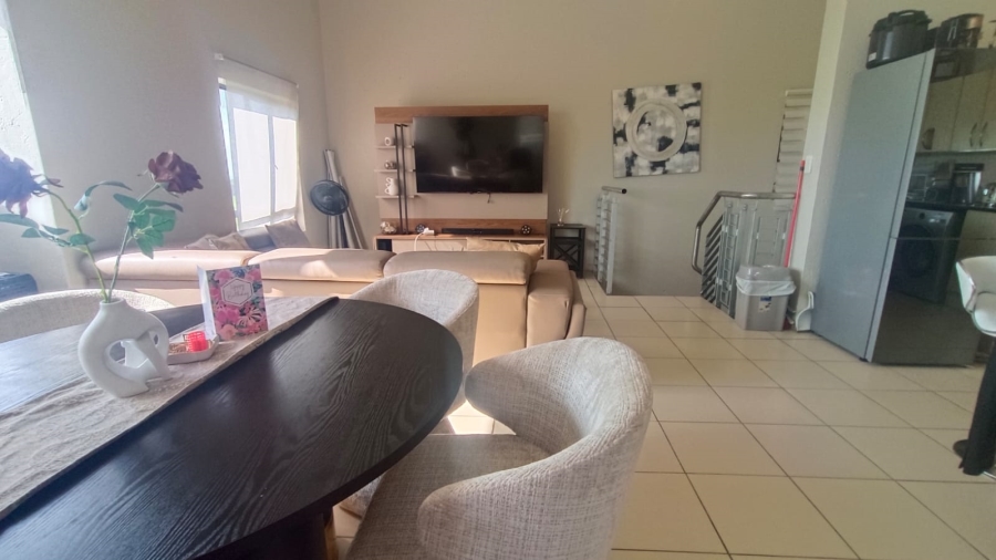 2 Bedroom Property for Sale in Jackal Creek Golf Estate Gauteng