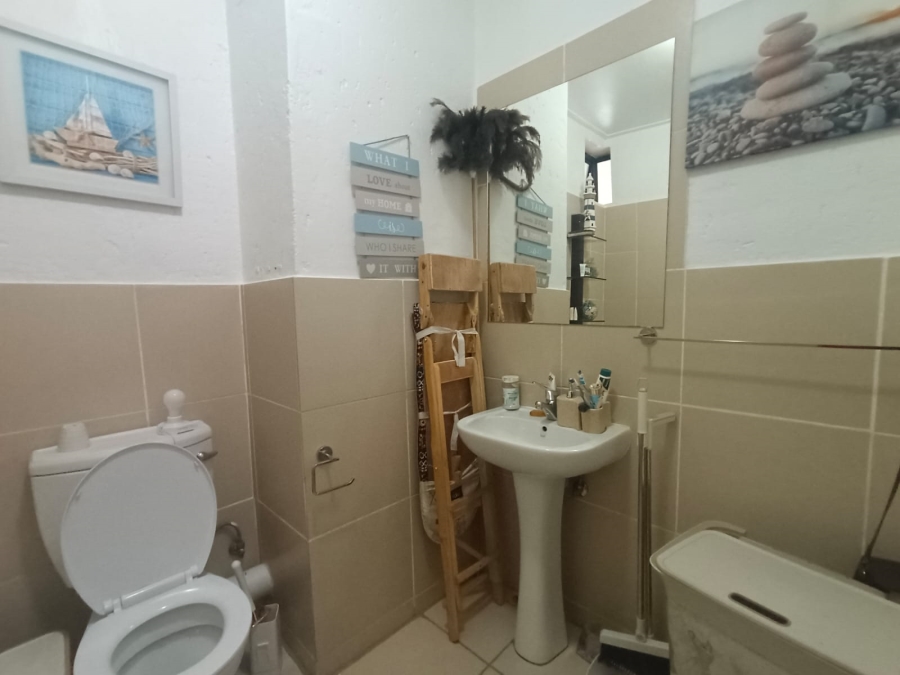 2 Bedroom Property for Sale in Jackal Creek Golf Estate Gauteng