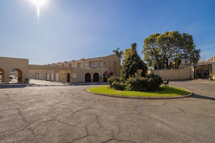 3 Bedroom Property for Sale in Blackheath Gauteng