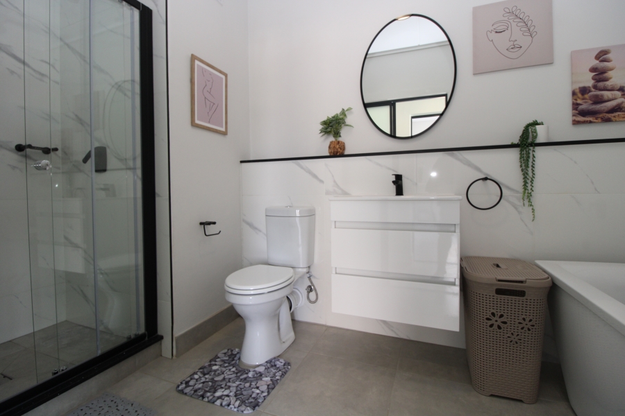 3 Bedroom Property for Sale in Waterfall Gauteng