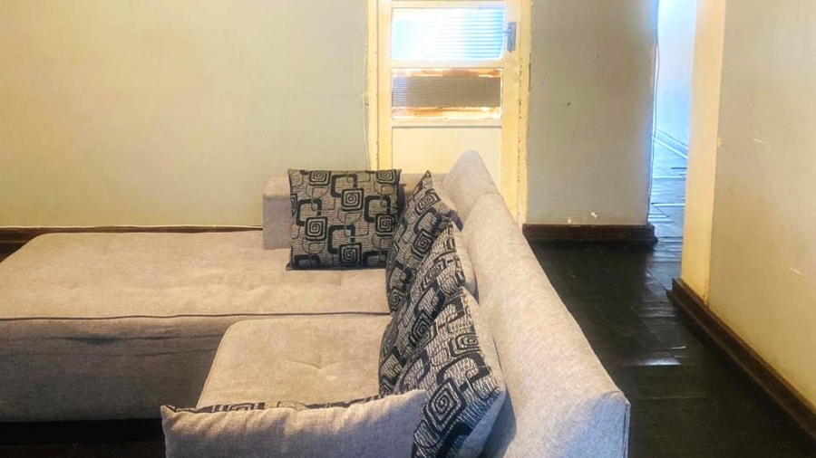 2 Bedroom Property for Sale in Hillbrow Gauteng