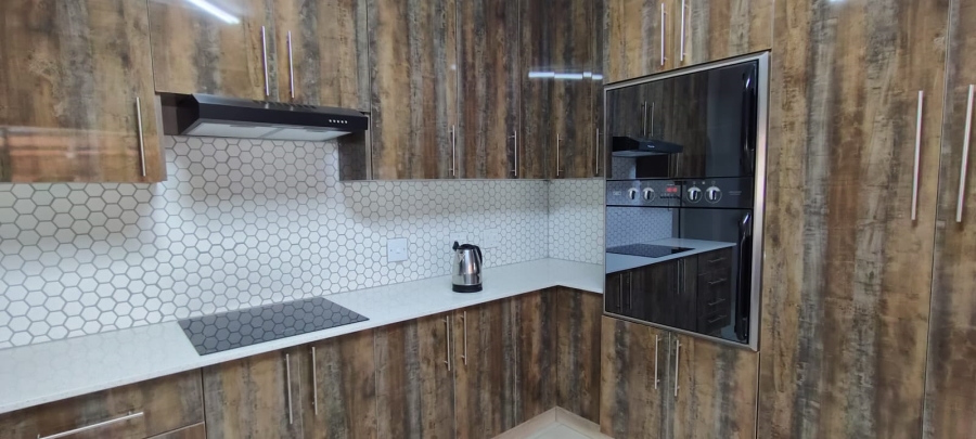 10 Bedroom Property for Sale in Oberholzer Gauteng