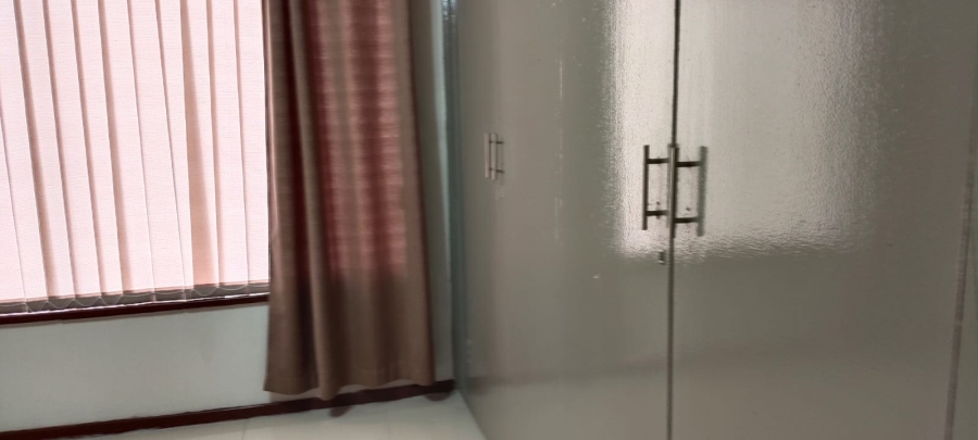 10 Bedroom Property for Sale in Oberholzer Gauteng