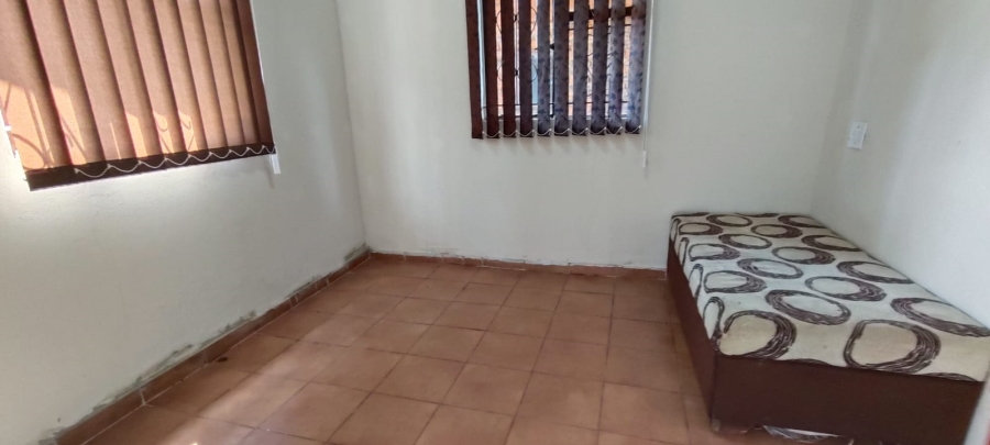 10 Bedroom Property for Sale in Oberholzer Gauteng