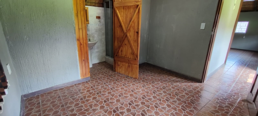 10 Bedroom Property for Sale in Oberholzer Gauteng