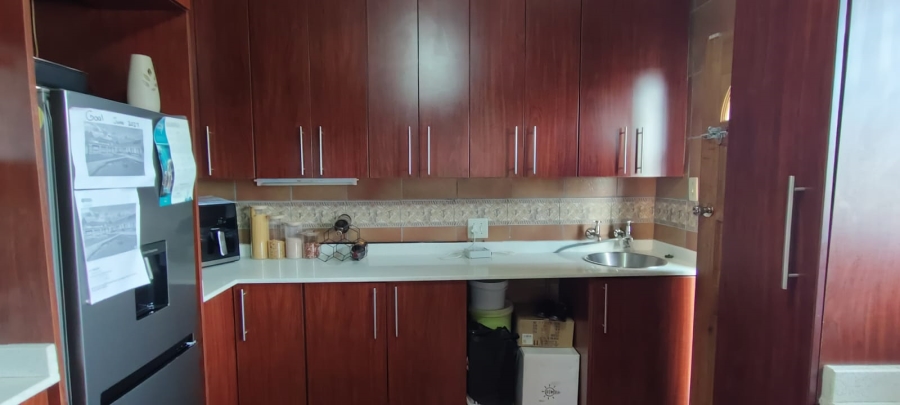 3 Bedroom Property for Sale in Hillshaven Gauteng