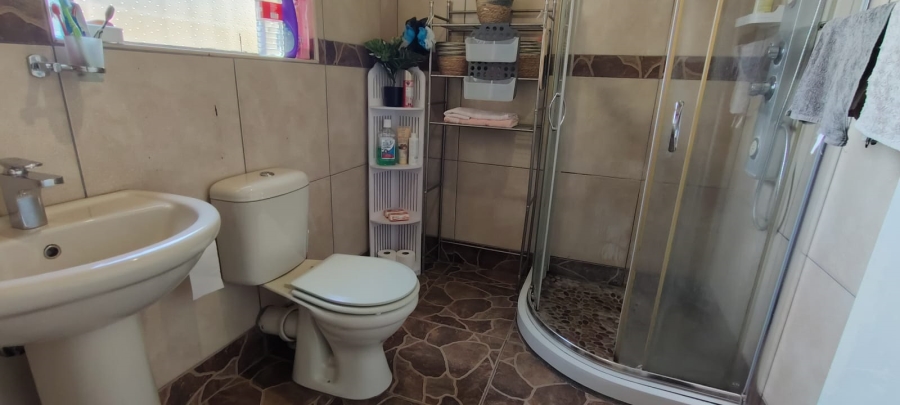 3 Bedroom Property for Sale in Hillshaven Gauteng