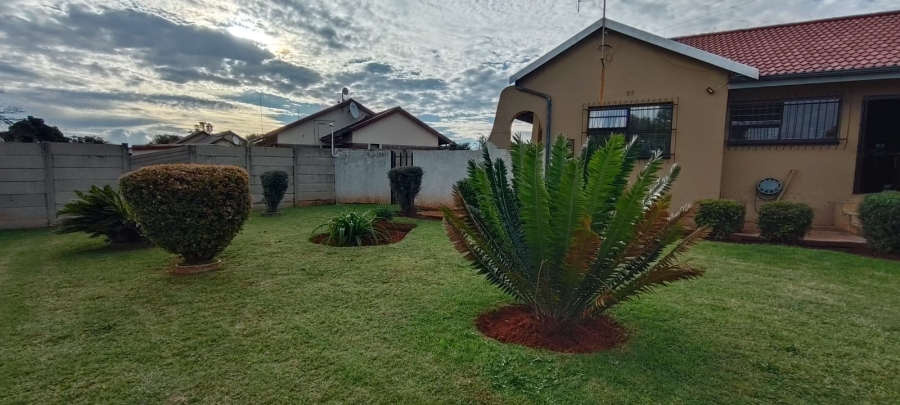 3 Bedroom Property for Sale in Hillshaven Gauteng