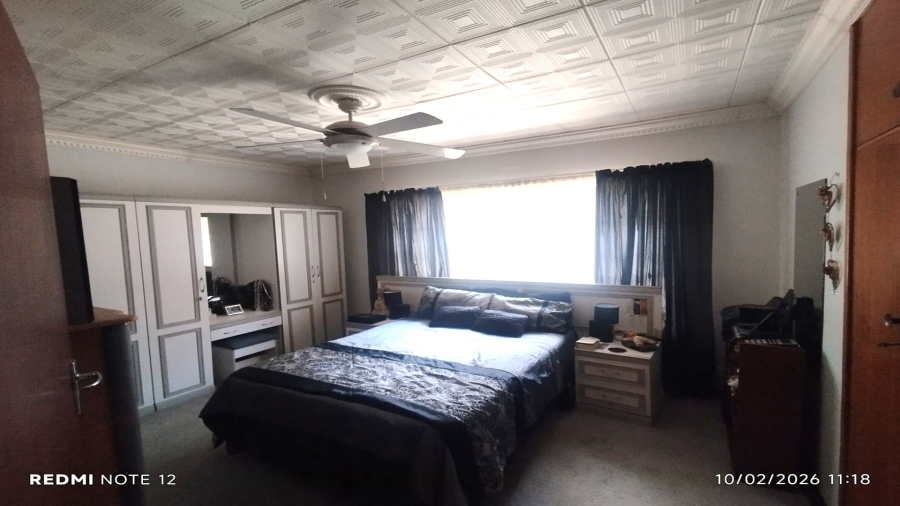 3 Bedroom Property for Sale in Vanderbijlpark SE 6 Gauteng