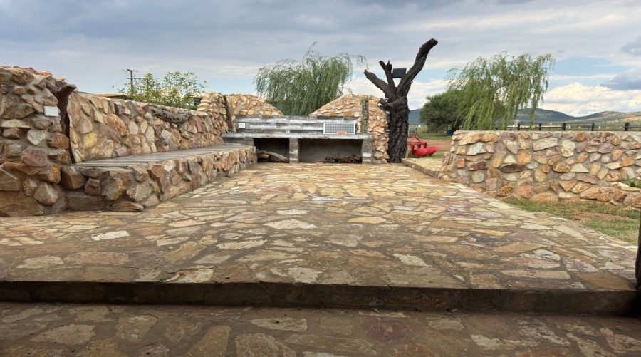 4 Bedroom Property for Sale in Agricultural Holding 464 Gauteng