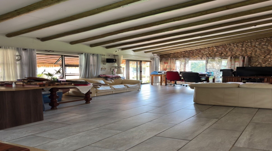 4 Bedroom Property for Sale in Agricultural Holding 464 Gauteng