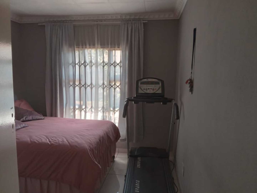 3 Bedroom Property for Sale in Meyerton Park Gauteng