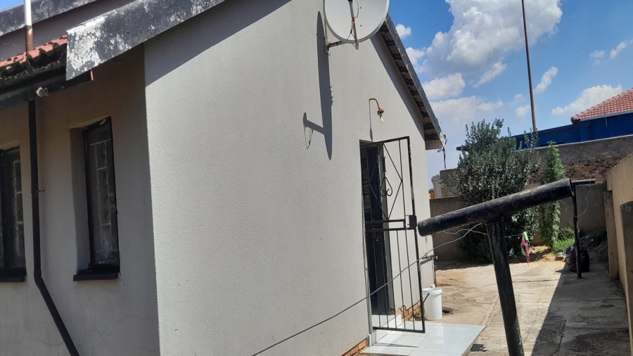 3 Bedroom Property for Sale in Sebokeng Zone 6 Gauteng