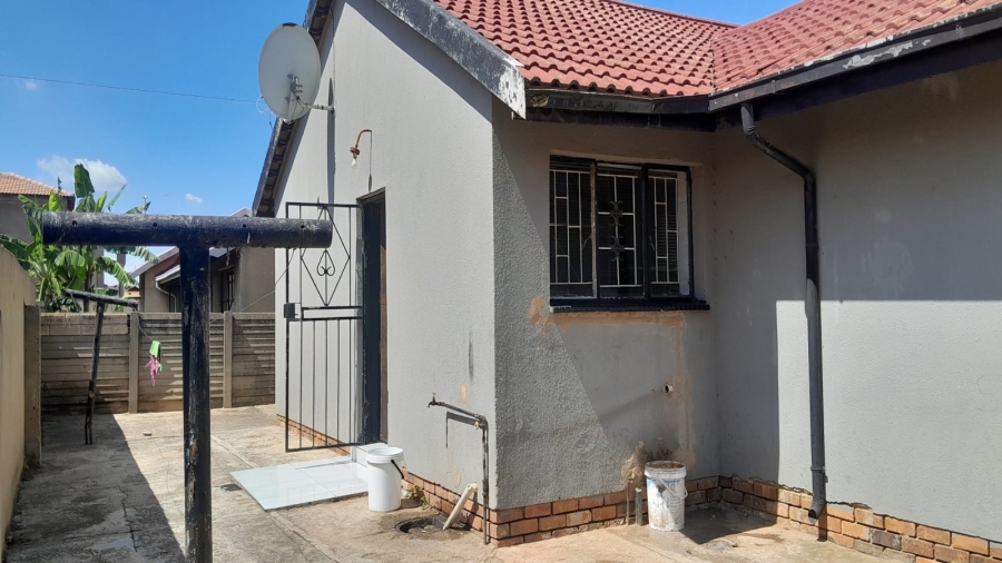 3 Bedroom Property for Sale in Sebokeng Zone 6 Gauteng