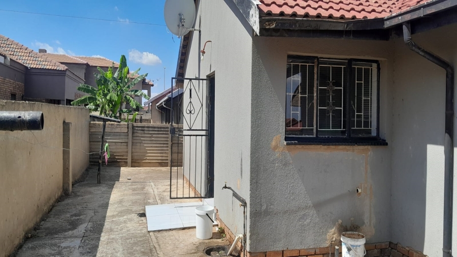 3 Bedroom Property for Sale in Sebokeng Zone 6 Gauteng
