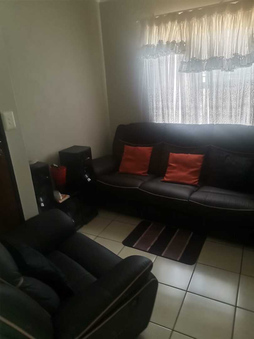 2 Bedroom Property for Sale in Vanderbijlpark CE 7 Gauteng