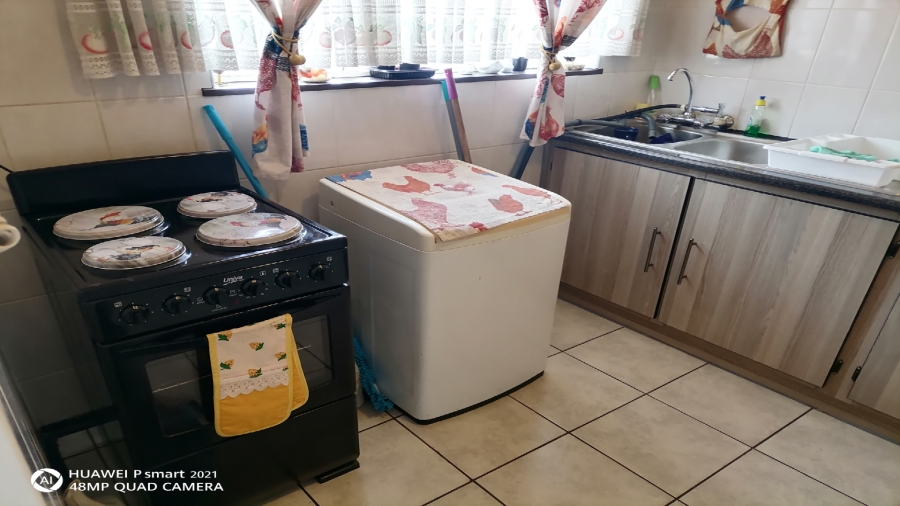 2 Bedroom Property for Sale in Vanderbijlpark CW 3 Gauteng