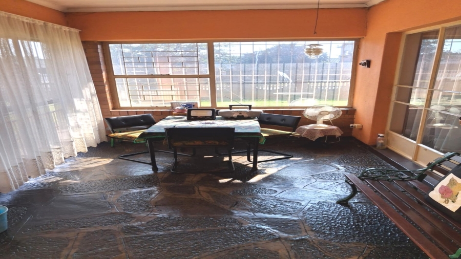 3 Bedroom Property for Sale in Vanderbijlpark SE 6 Gauteng